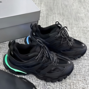 Sneakers Casual da Uomo di Alta Gamma 2026, Comode in Pelle con Suola Spessa, Allacciate, Fodera in Cotone Invernale, Tendenza Moda Primavera - Product Image 1