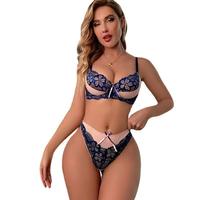 Ensemble soutien-gorge push-up brodé en dentelle sexy de haute qualité avec bretelles ajustables, motif uni, bonnets profilés, taille moyenne, grande taille, string, OEM