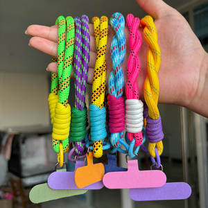 Bracelet de téléphone personnalisé détachable avec attache de sécurité, dragonne mains libres pour téléphone portable et porte-clés - Product Image 1