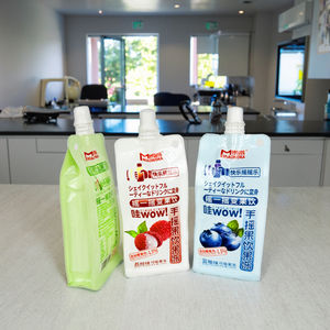 Bolsa <span class=keywords><strong>de</strong></span> Embalaje Personalizada Impermeable <span class=keywords><strong>de</strong></span> PET+PA+PE Mylar <span class=keywords><strong>de</strong></span> Grado Alimenticio, Bolsa con Boquilla Vertical, Impresión por Grabado, Bolsas <span class=keywords><strong>de</strong></span> Embalaje para Alimentos - Product Image 2