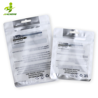 Pochette Ziplock plate à 3 joints latéraux imprimée personnalisée Sac d'emballage en plastique au détail avec câble de chargeur Usb pour téléphone portable et fenêtre transparente