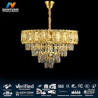 Lámpara de Araña Moderna de Cristal de Lujo y Luces Colgantes LED Regulables en 3 Colores, Lámpara de Techo Dorada para Dormitorio de Hotel