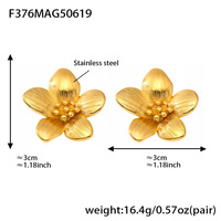 Wanita 18K bunga emas anting Stud minimalis mewah desain bunga anti alergi baja tahan karat elegan perhiasan pernikahan