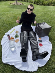 Bottes de motard en cuir pour homme à bout exagéré, au-dessus du genou, noires, unisexes, Santiago Wader, bottes à la cheville en cuir à bout carré exagéré - Product Image 3