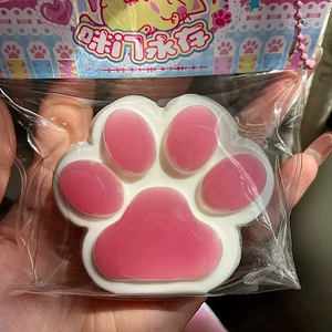 Juguete Antiestrés Viral de Xiaohongshu con Forma de Garra de Gato, Textura Realista y Divertida, de Plástico Blando, con Liberación Lenta de Estrés - Product Image 3