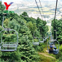 Funiculaire panoramique à deux places avec sièges à fixation fixe pour zones touristiques et paysagères