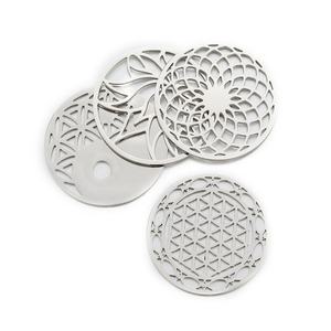 Yiwu Aceon geometria in acciaio inossidabile ritagliato in filigrana opera d'arte vuota Yin Yang <span class=keywords><strong>loto</strong></span> vita del <span class=keywords><strong>fiore</strong></span> spaventato <span class=keywords><strong>ciondolo</strong></span> <span class=keywords><strong>di</strong></span> moneta rotonda - Product Image 4