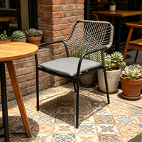 Ensemble table et chaises d'extérieur moderne avec coussin imperméable en rotin PE résistant aux UV pour terrasse, cour, balcon