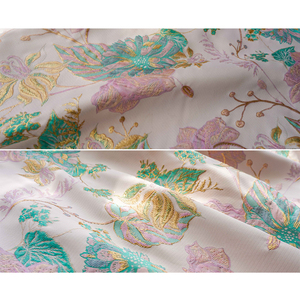 Tessuto broccato tropicale giapponese di colore nudo tagliato a misura - Product Image 1