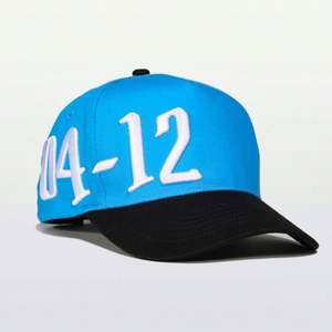 Fabricante de Gorras, Gorra de Béisbol Estructurada de 5 Paneles con Visera Curva y Logotipo en Relieve, Estilo Deportivo y Ejecutivo - Product Image 2