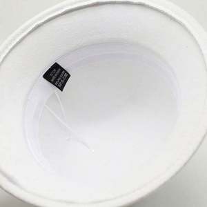 Elegante Sombrero de Pescador Blanco con Lazo para Mujer, Ideal para Bodas, Iglesia, Venta al por Mayor, para Fiestas Casuales y Actividades al Aire Libre - Product Image 6