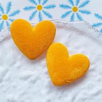 Nieuwe 3,5*3,8cm Kleurrijke Gevlokte Hartvormige Bedel Perzik Hart Platte Achterkant Bedel voor DIY Pluizige Haarspeld Broche Sieraden Accessoires