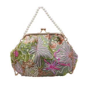 Bolso de Mano Cuadrado con Lentejuelas Florales Bordadas y Perlas, para Fiesta/Noche, con Cierre de Broche, Correa de Cadena, Diseño Cruzado para Mujer - Product Image 4