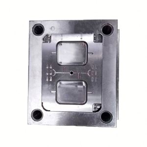 Fabricación de moldes de plástico de inyección PP/PET para comederos automáticos de animales - Product Image 3