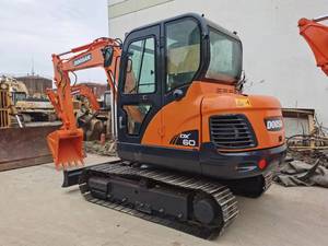 Pelle sur chenilles Doosan d'occasion DX60 Excavatrice sur chenilles Doosan 6 tonnes - Product Image 3