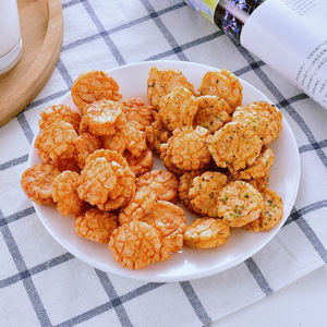 250g Kosher certificado dulce picante Chile con sabor <span class=keywords><strong>a</strong></span> arroz horneado galleta textura dura crujiente grano saludable aperitivo en bolsa de embalaje - Product Image 2