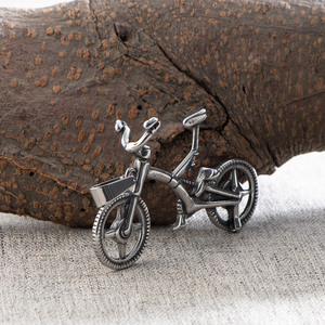 สร้อยคอจี้จักรยานสแตนเลสสำหรับผู้ที่ชื่นชอบการปั่นจักรยาน เทรนด์ฮิปฮอปสุดเท่ SP1022 - Product Image 3