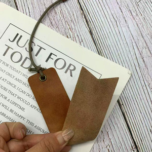 Marcadores de cuero con borlas en stock, impresión de logotipo grabable con láser, pestañas de lectura, pasadores de página con patrón Crazy Horse, regalos para estudiantes. - Product Image 2
