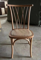 Chaise de salle à manger de style français à dossier croisé avec siège en rotin, chaise Willow, pour la location d'événements
