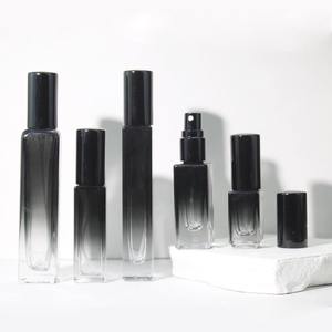 Vente en gros de flacons de parfum en verre noir personnalisés, mini atomiseurs vides de 3 ml, 5 ml, 8 ml, 10 ml, 15 ml, forme carrée, flacon pulvérisateur - Product Image 2