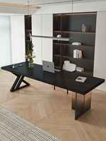 Bureau d'ordinateur en métal noir pour salon avec surface en acrylique, démontage et assemblage simples, poste de travail design pour chef