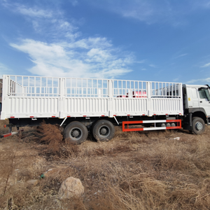 Camión de Plataforma Howo 6*4 Usado, 38T, para Transporte de <span class=keywords><strong>Ganado</strong></span> y Ovejas en Angola y Mozambique, para Transporte de Carga Agrícola y Ganadera - Product Image 3