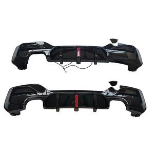 Diffusore Posteriore Stile MP in Plastica Nero Lucido con Luce dal Design Integrato per <span class=keywords><strong>Auto</strong></span> BMW Serie 1 <span class=keywords><strong>F20</strong></span> LCI M Sport 2016-2018 - Product Image 1