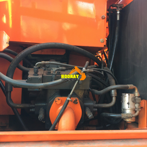 Oferta Especial: Excavadora de Ruedas Hidráulica Usada DOOSAN DH150W-7 con Pintura Original, Motor DOOSAN de 6 Cilindros y 96 KW/130HP, Modelo DH140W-7 - Product Image 4