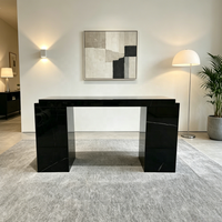 Table console en pierre noire naturelle de design luxueux, socle carré, mobilier moderne pour la pièce, tables consoles en marbre, entrée, couloir