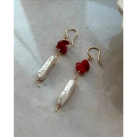 Pendientes Colgantes de Perlas Barrocas Delicadas con Cristal Rojo Cuarzo, Chapados en Oro sobre Plata de Ley, Joyería de Boda para Mujer, Resistentes al Deslustre
