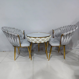 <span class=keywords><strong>Table</strong></span> de chevet ronde et stable de style minimaliste blanche avec pieds en acier inoxydable, <span class=keywords><strong>table</strong></span> à manger en pierre frittée mate - Product Image 4