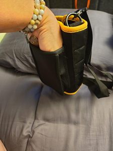 Bolsa de gimnasio magnética bolsa de manga de botella de agua magnética para gimnasio soporte de botella de agua magnética con correa ajustable para hombres o mujeres - Product Image 4