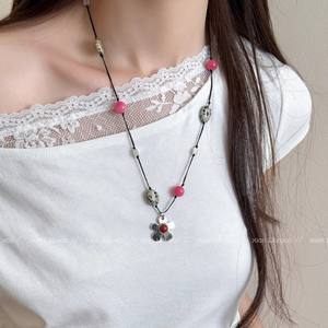 Cuerda tejida, collar de flores con cuentas de piedra natural para mujer 2025 nuevo estilo popular de alta gama Cadena de suéter de estilo largo - Product Image 1