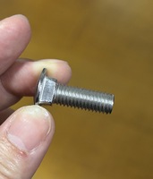 Vis de charpentier en acier inoxydable 304 à tête ronde et col carré pour quincaillerie extérieure et clôtures en bois – Approvisionnement direct usine