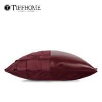 Tiff Home 45*45cm Maßgefertigtes Rotes Kunstleder-Spleißgewebe Abnehmbarer Bezug Einzigartiges Modernes Wohndekor Rückenkissen Großhandel
