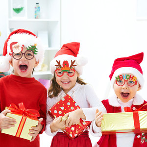 Christmas Themed 3D Paper <strong>Glasses</strong> for Child for Graduation <strong>Party</strong> &amp; Back to School Decorations - Product Image 3