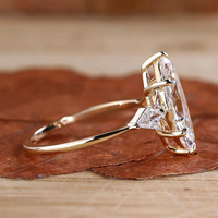 0.5-3 Karat Markiz Kesim Üç Taşlı Armut Yan Taşlı Laboratuvarda Yetiştirilmiş Elmas Nişan Yüzüğü 14K/18K Som Altın IGI Sertifikalı CVD/HPHT Özel Yapım