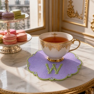 Mantel de Mesa Personalizado con Monograma Bordado, de Algodón Sólido Lavable, con Borde Festoneado, Estilo Clásico para Decoración del Hogar - Product Image 4