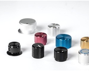 Tùy Chỉnh Độ Chính Xác Khối Lượng Knurled Núm Xoay 3 Mm Trục AC Điều Khiển Khuếch Đại Âm Thanh <span class=keywords><strong>CNC</strong></span> Guitar Quay Số Brass D Trục 6Mm Kép - Product Image 3