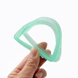 Protecteur de <span class=keywords><strong>dalle</strong></span> de carte graduée en silicone TPU de qualité supérieure 135x80mm Protection de pare-chocs en TPU pour cartes PSA/TCG 35pt - Product Image 5