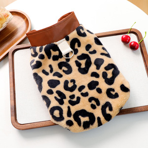 PETCIRCLE Chaqueta de Cuero con Estampado de Leopardo para Perros Pequeños y Cachorros, Estilo Otoño/Invierno, Cálida y Cómoda - Product Image 3