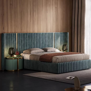 KMJ Set di Mobili per Camera da <span class=keywords><strong>Letto</strong></span> con <span class=keywords><strong>Testiera</strong></span> Imbottita Illuminata di Lusso Moderno Italiano Personalizzato, <span class=keywords><strong>Letto</strong></span> <span class=keywords><strong>Matrimoniale</strong></span> in Pelle - Product Image 1