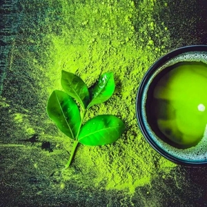 Lata personalizable de 30g/50g, el mejor polvo de té verde Matcha de grado ceremonial, Matcha orgánico de 6A disponible en bolsa, embalaje a granel - Product Image 2