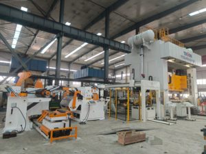 Dérouleur redresseur alimentateur compact Bibo Haiwei 3-en-1 pour tôles, vitesse 1-18m/min, capacité 5t, puissance 2.2-4.5kw, 380-440v - Product Image 4