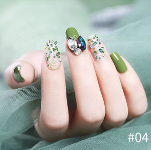 Vente en gros de décorations pour ongles 3D, ornements en strass, diamants pour charmes d'ongles - Product Image 4