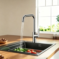 Robinet de cuisine moderne en laiton Metalique 140033-CR avec cartouche en céramique, mitigeur monocommande chromé à poser sur comptoir pour salon