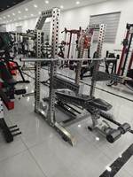 Équipement de fitness pour salle de sport, station multifonctionnelle 3-en-1 à usage commercial, rack à squats en acier inoxydable avec banc de musculation multi-angles