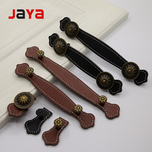 Gagang Kabinet Kulit Coklat Hitam JAYA Nordic dengan Tali Kulit, Kenop Perunggu Antik untuk Laci Lemari - Product Image 2