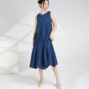 Robe midi décontractée élégante pour femme, tissée, plissée, texturée, sans manches, à ourlet irrégulier, lavable, vente en gros en ligne - Collection été PY - Product Image 1