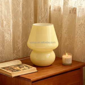 <span class=keywords><strong>Lampada</strong></span> da Tavolo USB a Forma di Zucca Romantica e Sognante, Luce Notturna LED per Camera da Letto, Studio, Casa degli Ospiti, <span class=keywords><strong>Lampada</strong></span> Decorativa d'Atmosfera - Product Image 3